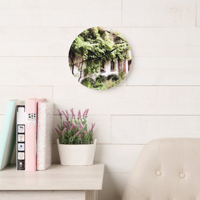 GRANDE HORLOGE RONDE WISTERIA COTTAGE (Salle de lecture)