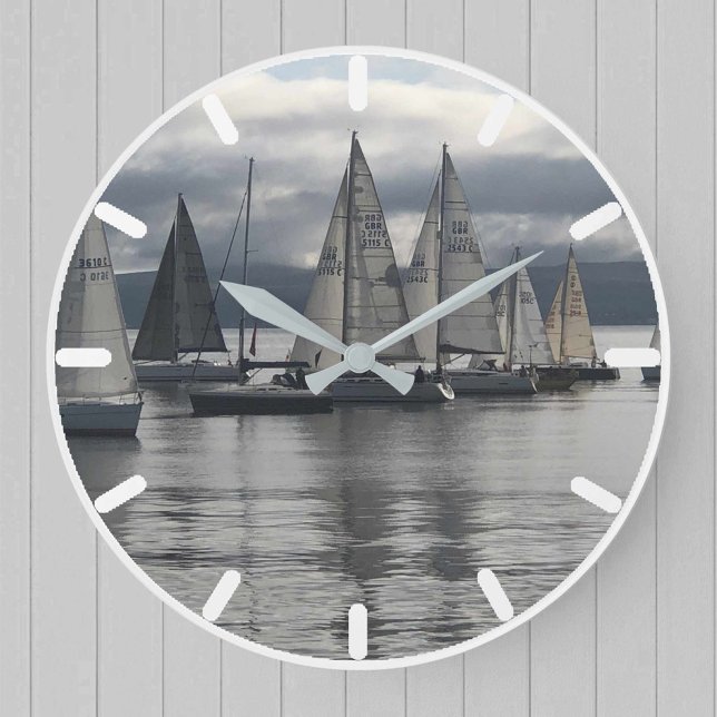 Grande Horloge Ronde Yachts à Rothesay Bay, Scotland. (Créateur téléchargé)
