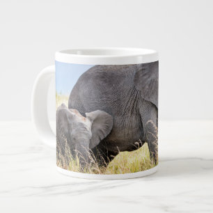 Grande Tasse Animaux de bébés cutest   Eléphant africain et mèr