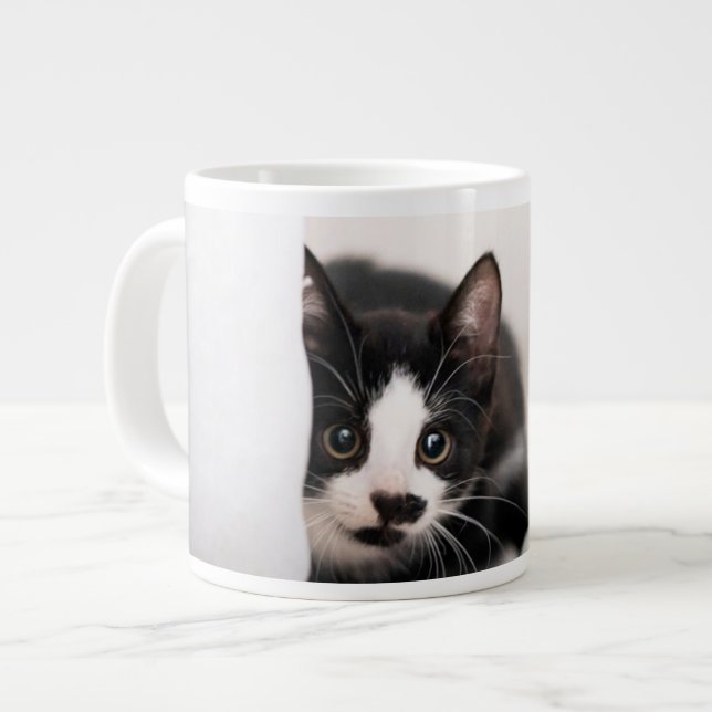 Grande Tasse Animaux de bébés cutest | Kitten noir et blanc (Devant gauche)