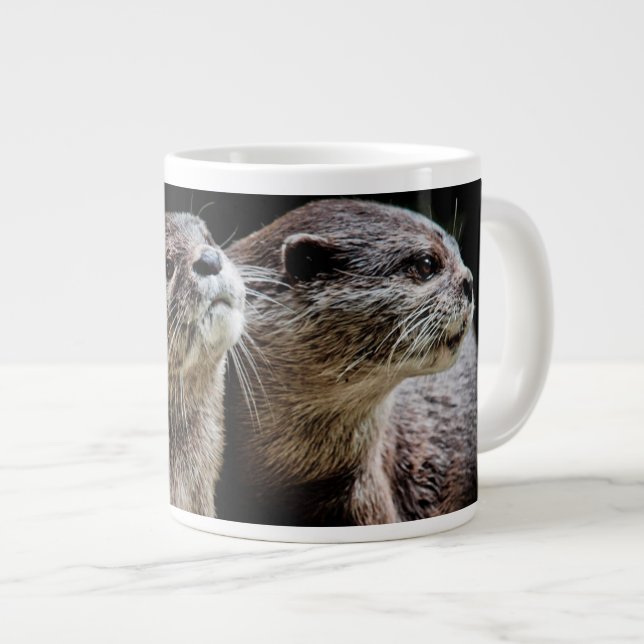 Grande Tasse Animaux de bébés cutest | Otters tenant les mains (Devant droit)