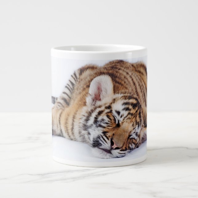 Grande Tasse Animaux de bébés cutest | Sleepy Baby Tiger Cub (Devant)