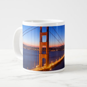 Grande Tasse Aube au-dessus de pont de San Francisco et de