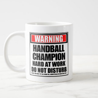 Grande Tasse Avertissement Champion De Handball Dur Au Travail