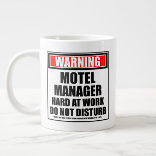 Grande Tasse Avertissement Motel Manager Dur Au Travail Ne Déra