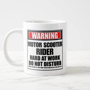 Grande Tasse Avertissement Moteur Scooter Rider dur au travail