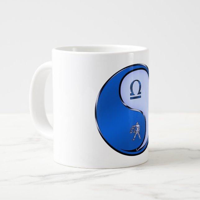 Grande Tasse Balance (Devant gauche)