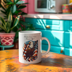 Grande Tasse Bald Eagle et drapeau américain