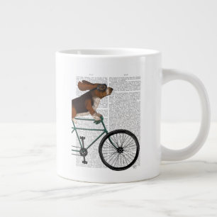 Grande Tasse Basset Hound sur vélo