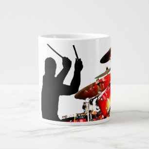 Grande Tasse Bâtons de batteur dans fûts d'ombre d'air de vrais