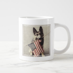 Grande Tasse Berger allemand avec drapeau américain