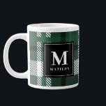 Grande Tasse Bilan écossais vert et noir Noël<br><div class="desc">Noël écossais et noir. Avec espace pour le nom et l'initiale.</div>