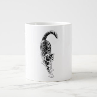 Grande Tasse Boug de chat Tabby Tabby à Étirement Lent