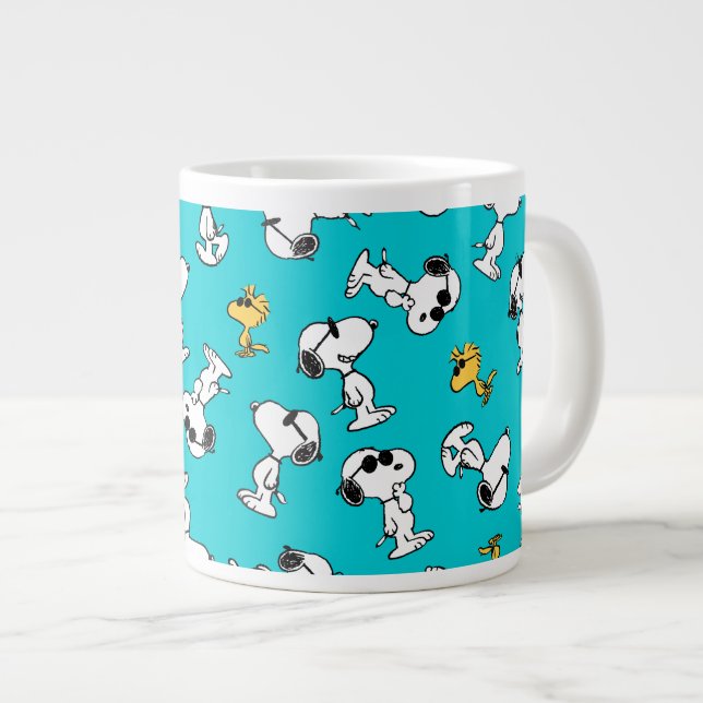 Grande Tasse cacahuètes | Snoopy & Lunettes de soleil Motif (Devant droit)