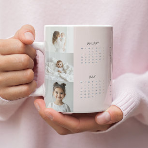 Grande Tasse Calendrier Pastel Pink 2025 personnalisé avec troi