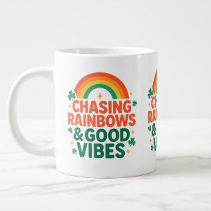 Grande Tasse Chasser les arcs-en-ciel et les bonnes vibrations