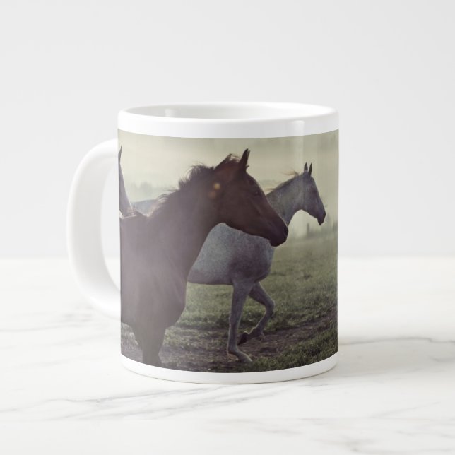 Grande Tasse Chevaux sauvages (Devant gauche)