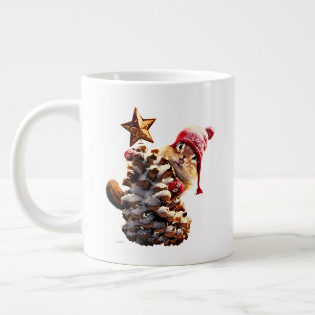 Grande Tasse Chipmunk Avec Pine Cone Tree (Gauche)
