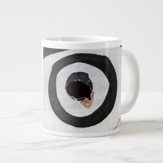 Grande Tasse cible déchirures