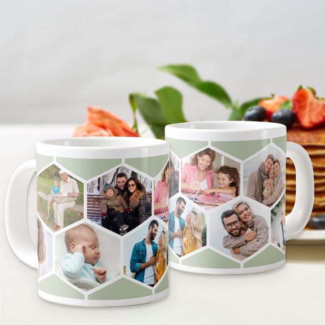 Grande Tasse Collage photo géométrique 9 Image Sage Vert (Jumbo photo mug with 9 of your favorite pics and sage green hexagon honeycomb pattern)