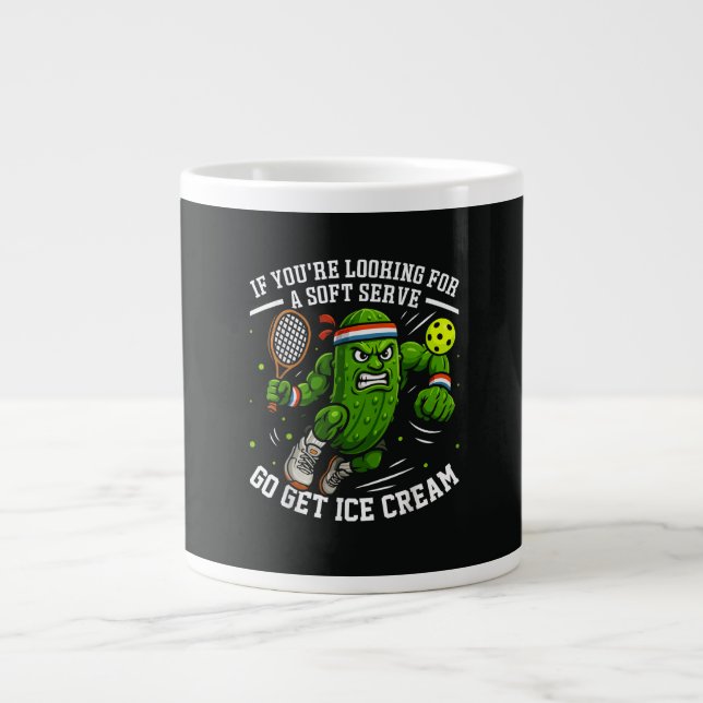 Grande Tasse Concombre Drôle Jouant Pickleball (Devant)