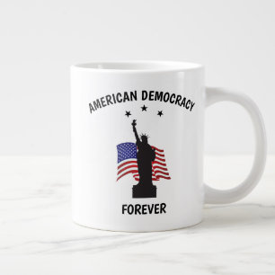 Grande Tasse Démocratie américaine : toujours avec un drapeau