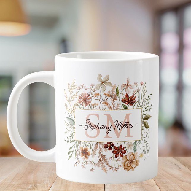 Grande Tasse Elegant Monogram Watercolor Fall Wildflower Floral (In situ)