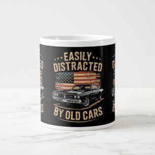 Grande Tasse Facilement distrait par les vieilles voitures Clas