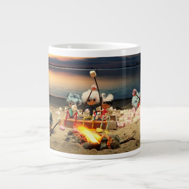 Grande Tasse Fubby dans le feu de camp avec des marchmello. (Devant)