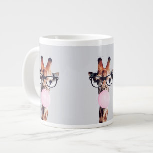 Grande Tasse Girafe portant des lunettes soufflant bulle rose g