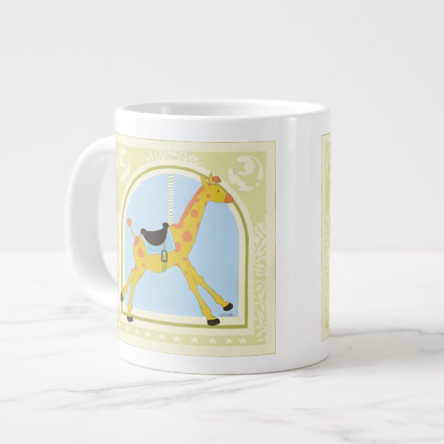 Grande Tasse Giraffe de carrousel par Juin Erica Vess (Devant gauche)