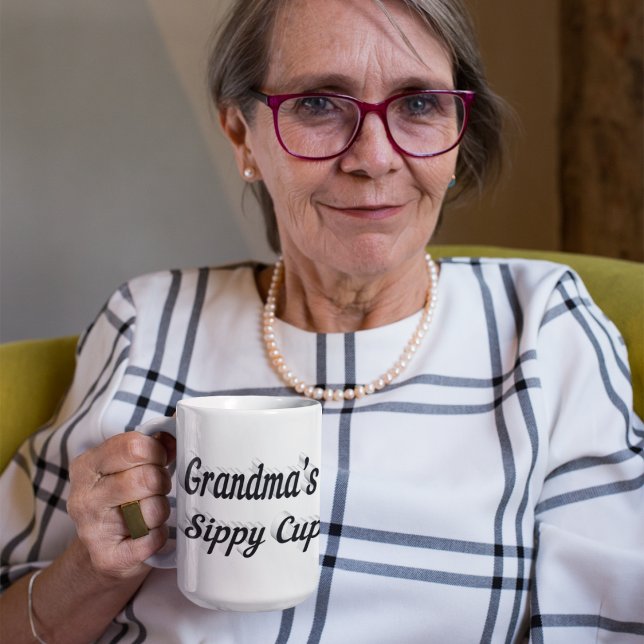 Grande Tasse Grandma drôle de citation de café noir moitié text (Créateur téléchargé)