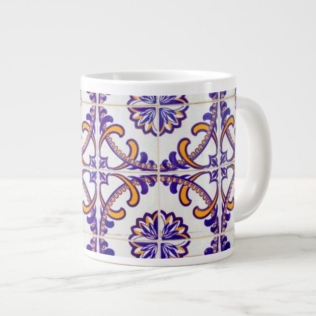 Grande Tasse Gros plan motif de carreaux, Portugal (Devant droit)