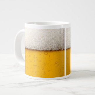 Grande Tasse Gros plan sur les bulles de bière
