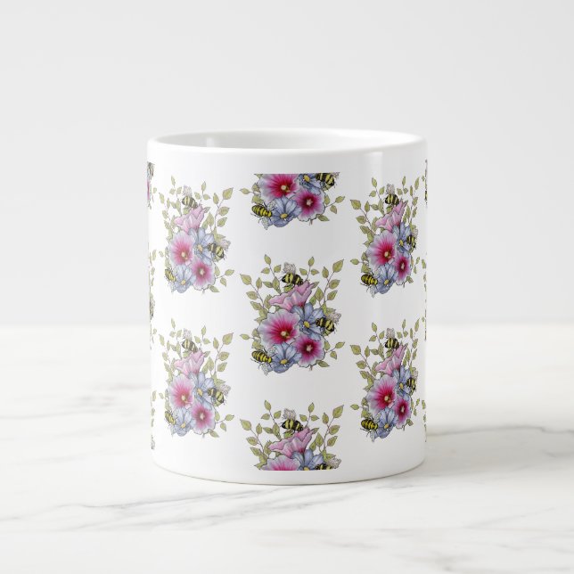 Grande Tasse Hollyhocks et fleurs bleues avec bourdons (Devant)