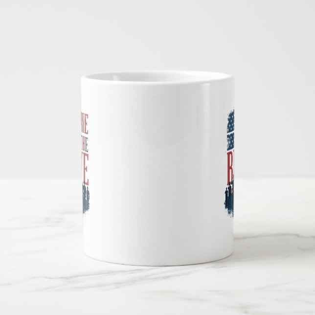 Grande Tasse Home of the Brave Salute Tee (Devant)