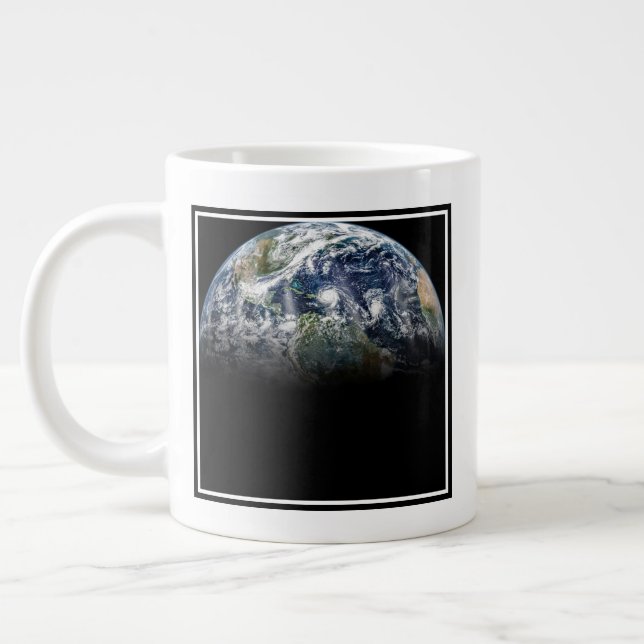 Grande Tasse Image Mosaïque De La Planète Terre Avec 3 Ouragans (Gauche)