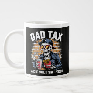 Grande Tasse Impôt Papa S'assurant que ce n'est pas un squelett
