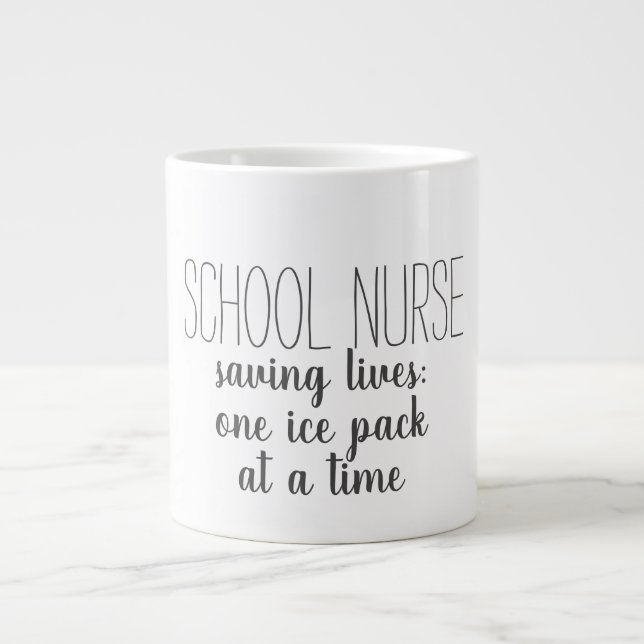 Grande Tasse Infirmière de l'école - sauver des vies, un paquet (Devant)