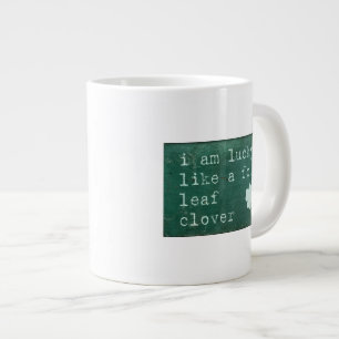 Grande Tasse J'Ai De La Chance Comme Un Vêtement À Quatre Feu