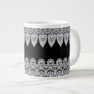 Grande Tasse La dentelle blanche forme une frontière sensible