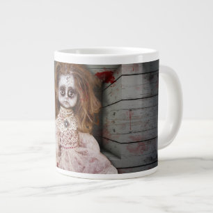 Grande Tasse La poupée en porcelaine hantée vintage de Slippery