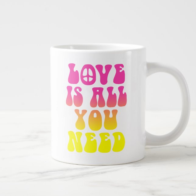 Grande Tasse L'amour est tout ce dont vous avez besoin (Droite)