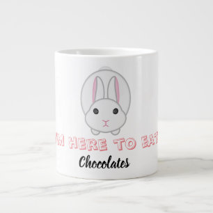 Grande Tasse Lapin de Pâques attendant de manger des chocolats
