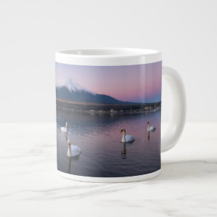 Grande Tasse Le Mont Fuji Lac Yamanaka avec cygnes