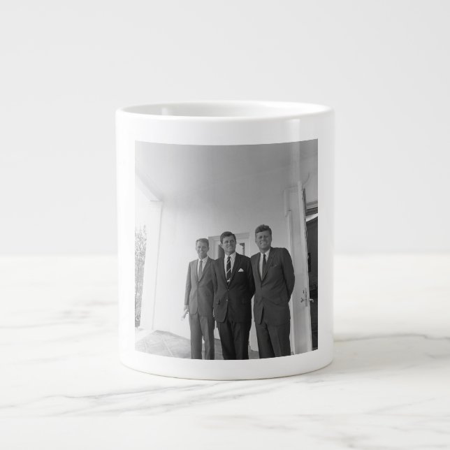 Grande Tasse Le président John Kennedy et les frères American C (Devant)