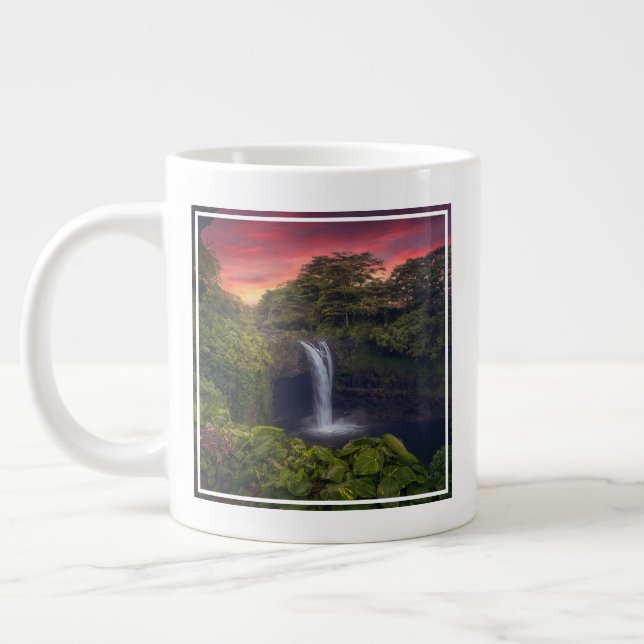 Grande Tasse Les cascades | Rainbow Falls, Hilo, Hawaii (Gauche)