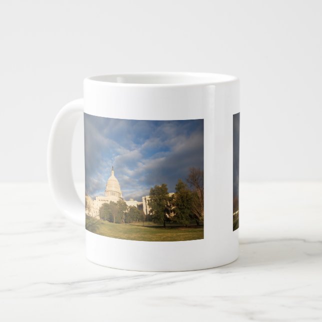 Grande Tasse Les Etats-Unis, Washington DC, bâtiment de capitol (Devant gauche)