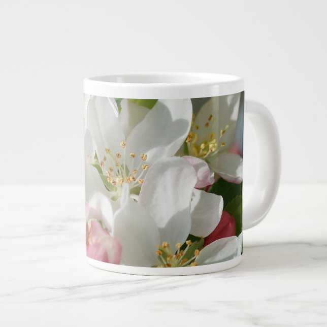 Grande Tasse Les fleurs de pomme rose et blanc (Devant droit)
