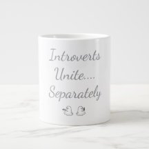 Les introvertis s'unissent séparément fantômes